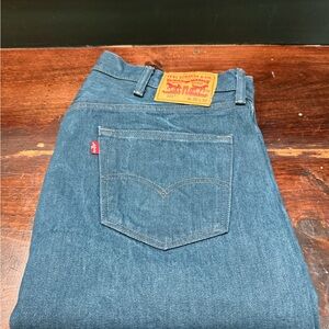 Levi's Men's 501 Cone Mills White Oak Denim Indigo (Actual Fit 36x27)